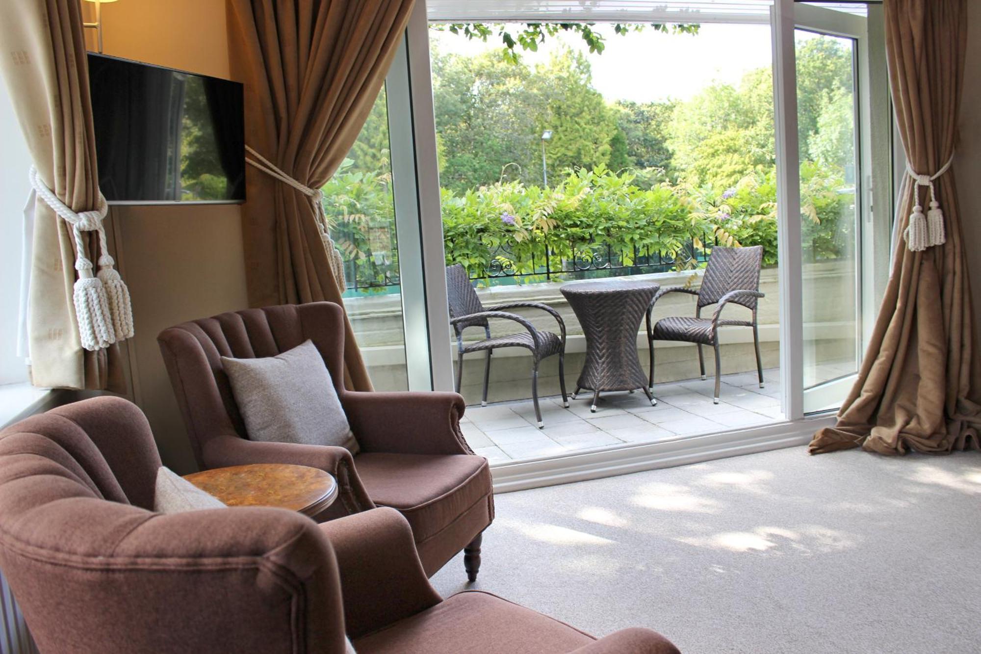 Wickwoods Hotel Albourne Екстериор снимка